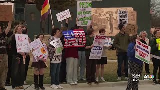 Protests increase as Leavenworth to decide fate of ICE detention facility