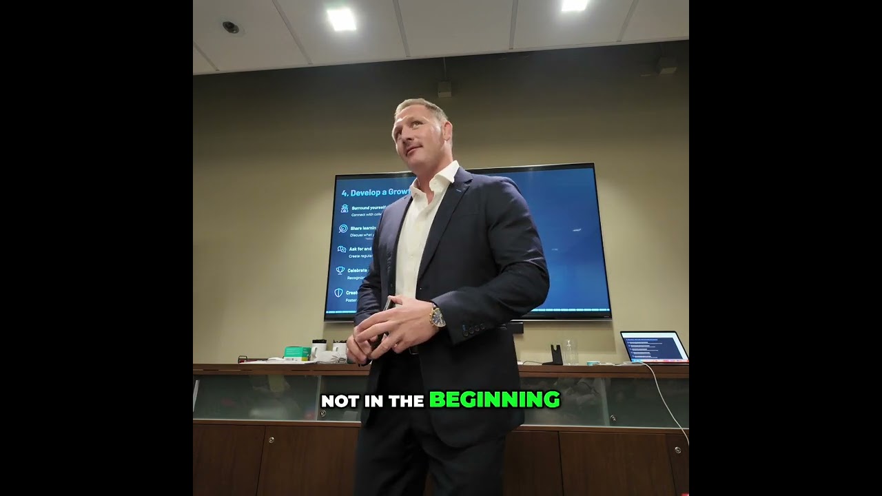 Ditch the Anchors: Surround Yourself with People Who Lift You UP!