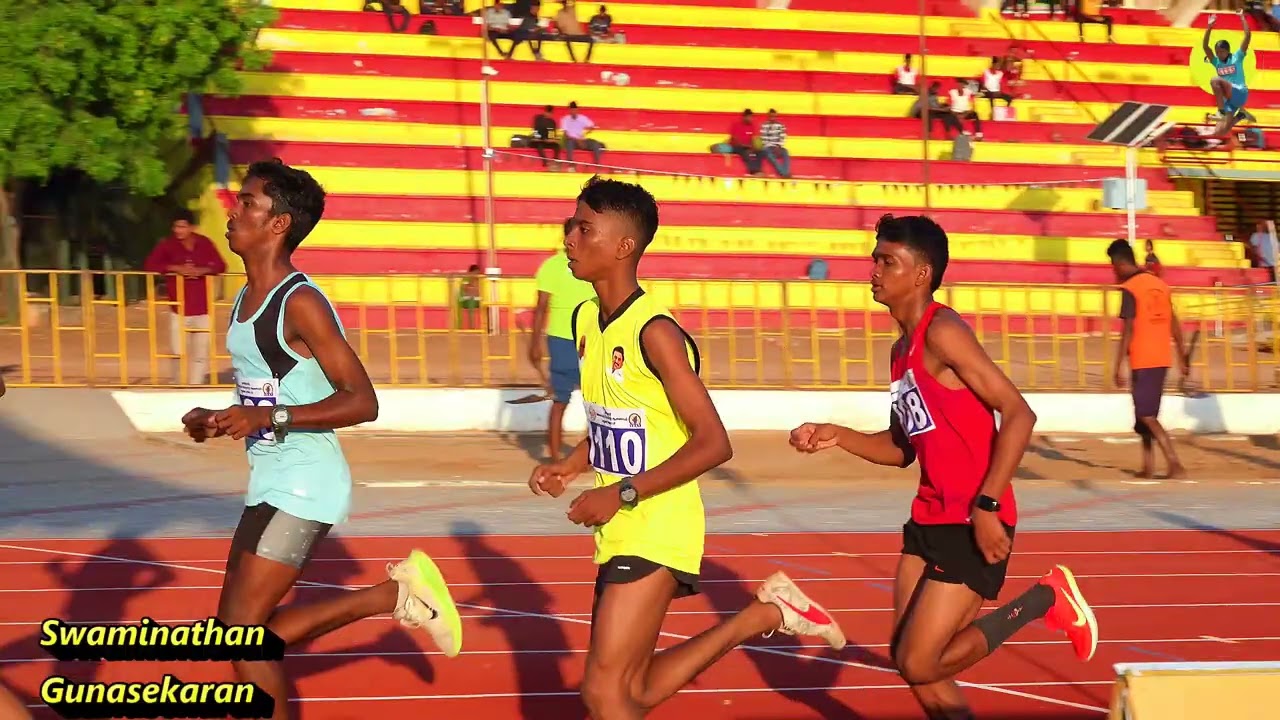 Школьники, 1500 м. Призовой фонд: один лакх рупий.