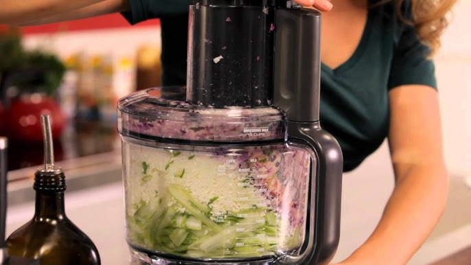 How to Shred Lettuce in a Food Processor