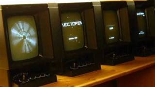 Whole Lotta Buzzing - Vectrex