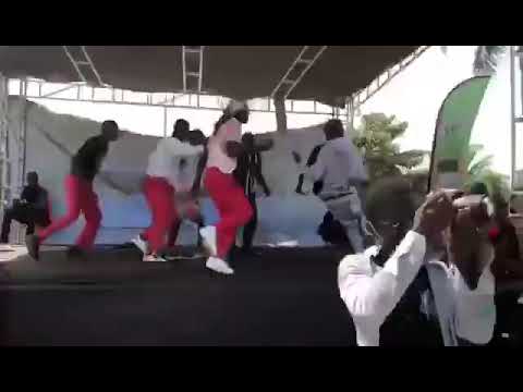 Démonstration de miss colodi de pikatchou par la team ivoire Dance family