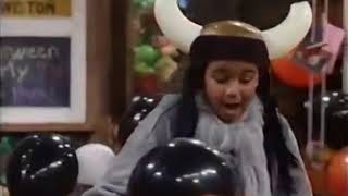 Download Lagu Barney's Halloween Party - It's Halloween Night Tonight (High Pitched) MP3 Download Lagu Barney's Halloween Party - It's Halloween Night Tonight (High Pitched) MP3