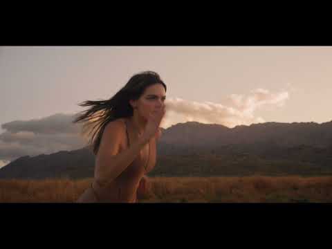 Coty YouTube ad: Burberry Goddess Amber Vanilla