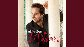 Video thumbnail of "Alfie Boe - Santa Lucia"