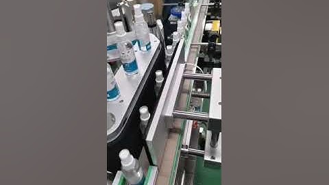 Automatic labeling machine for bottle packaging
