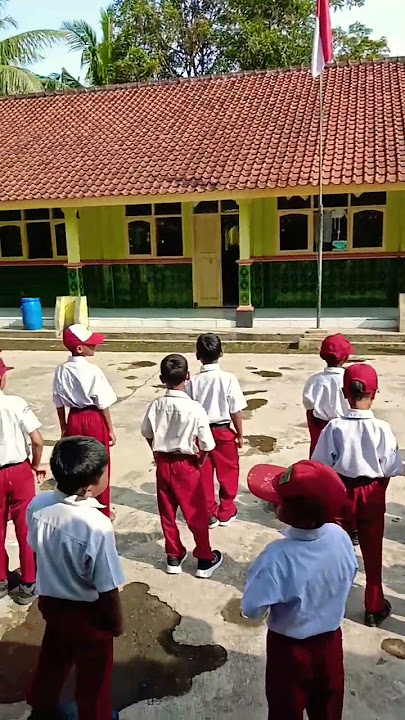 lagu halo halo bandung