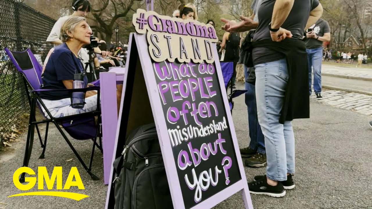 Inside the NYC Grandma Stand