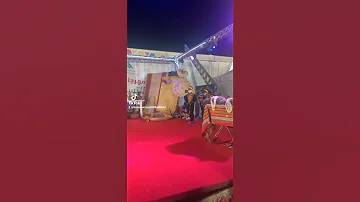 سفيرة النوايا الحسنة و جانب من مهرجان المسرحي للعروض الشعبية في مهرجان بيش لتسوق 