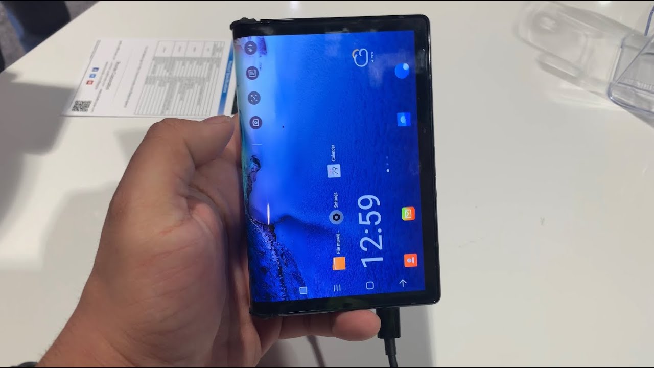 Royole FlexPai Hands On! Foldable Screen & Snapdragon 855!