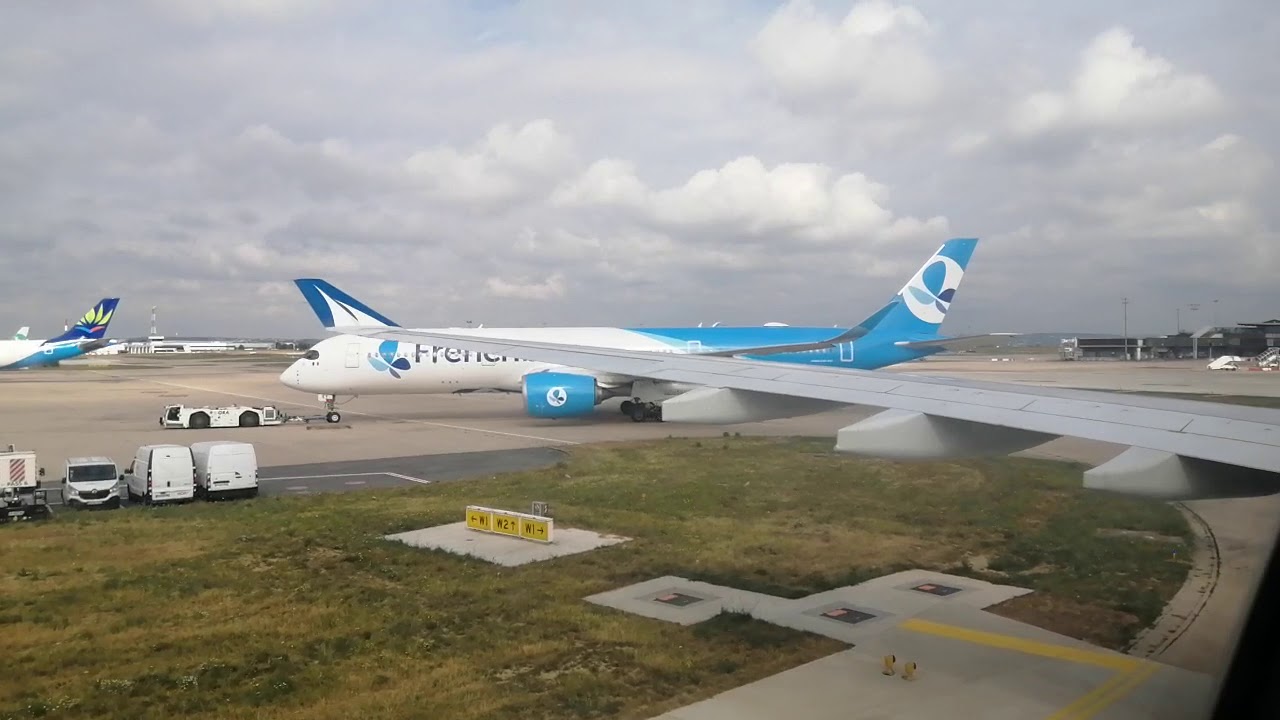 Arrivée à Paris Orly 4 YouTube Arrivée à Paris Orly 4 YouTube