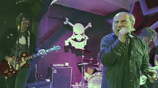 May 30, 2022 Pat Todd & The Rankoutsiders - Tell Us All A Story