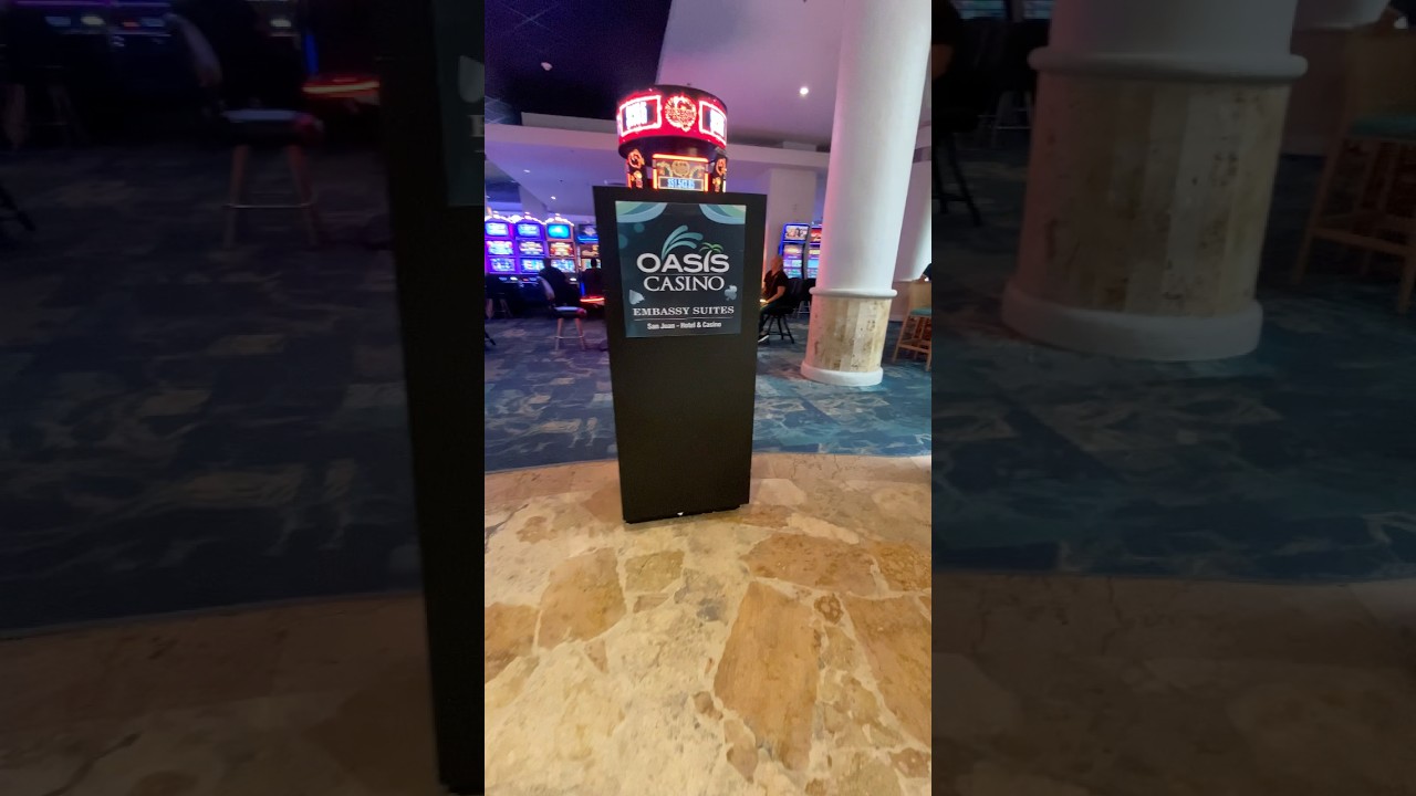 Это здание посольства вполне подошло бы для казино!