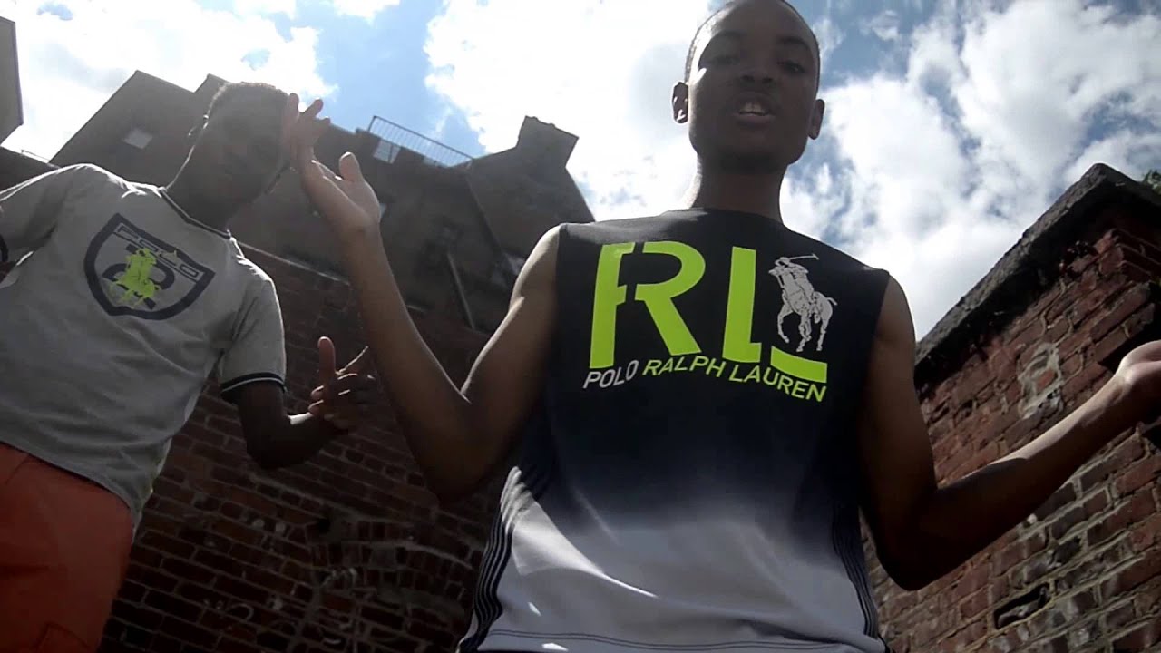 Bee Staxx - Versace Freestyle ( Ralph Lauren )