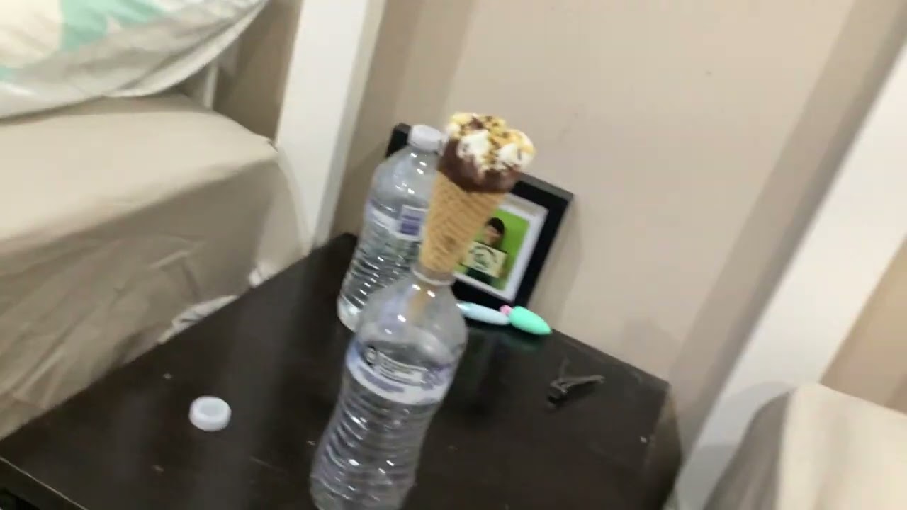 New invention to hold drums stick ice cream