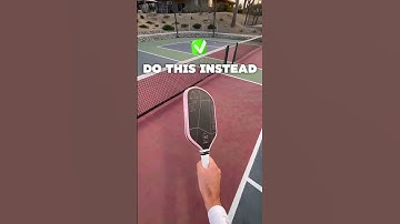 Topspin: how to hold your pickleball paddle 👀