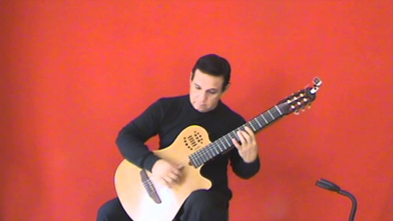 Serenata Ingenua. Rodrigo Riera. - YouTube