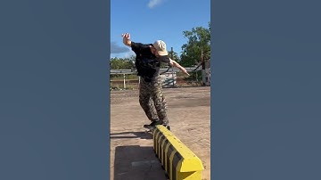 Nollie tre fs board to fakie