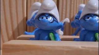 Napi Aktualis Cu Pompierul Și Fermierul. Invitati Cei Mai Buni Strumfi Din Satul Ștrumfilor.