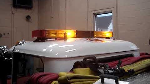 Whelen lightbar with Vertex strobes retrofitted