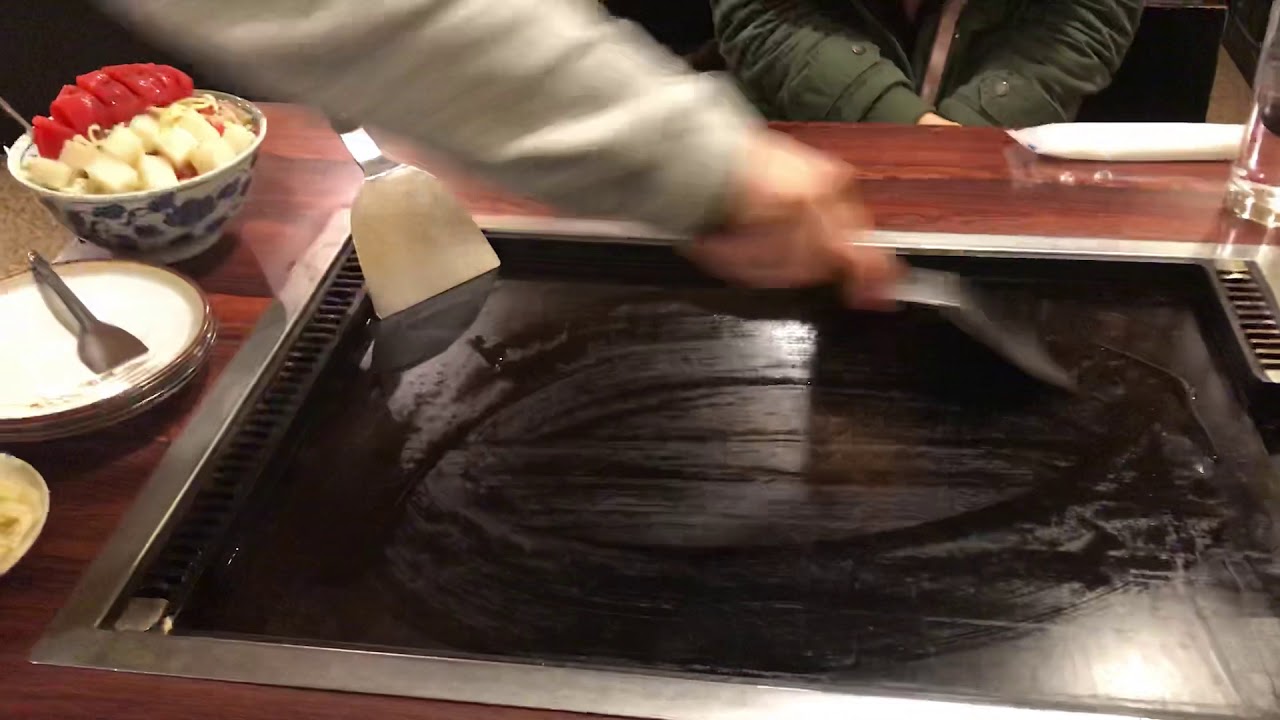 camera iphone 8 plus apk Monjiayaki もんじゃ焼き 文字燒 ， the proper way to do it and quick. (2 mins)