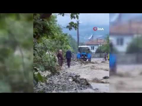 Sel baskınları 4 mahallede hasara yol açtı