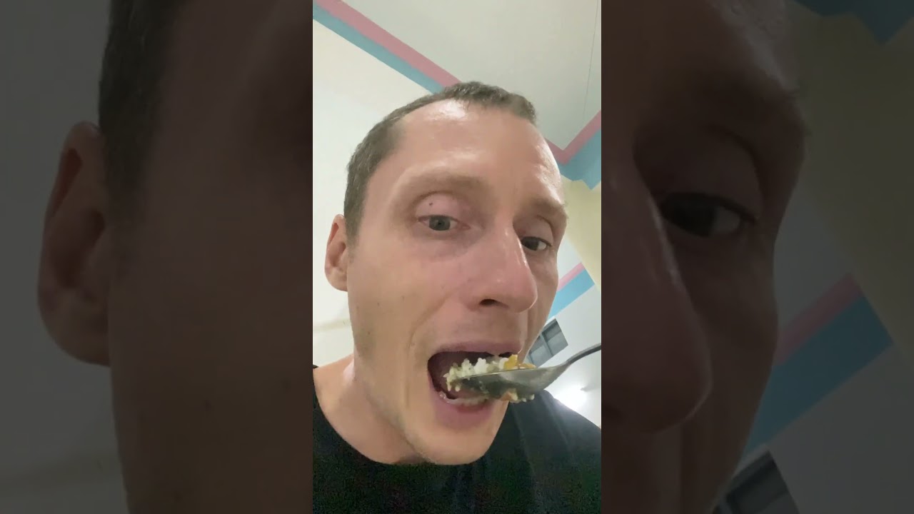 обед в индийской столовке 100 руб