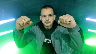 картинка: Тамада рішила качнути...
