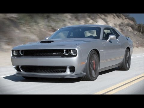 Dodge Challenger Hellcat Review (Muscle Kings Pt.1) - Everyday Driver