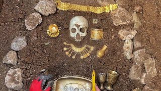 5 Great Treasures That Changed History! Treasures Found By Treasure Hunters