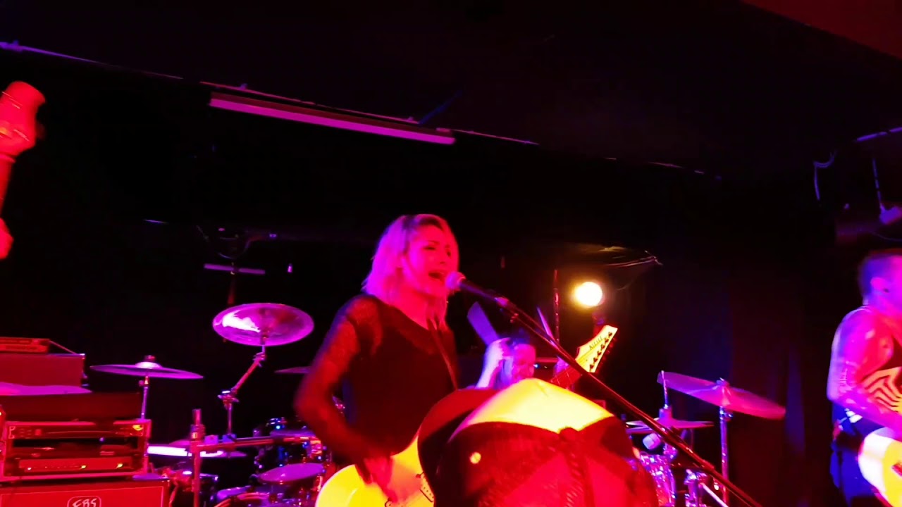 EYES SET TO KILL - BROKEN FRAMES LIVE IN MONTREAL 2017-10-07 - YouTube