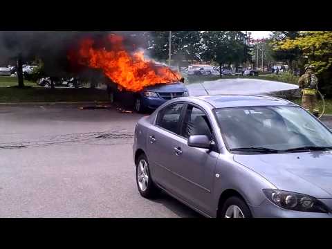 Video TAXI VAN ON FIRE! Crazy. - youtube