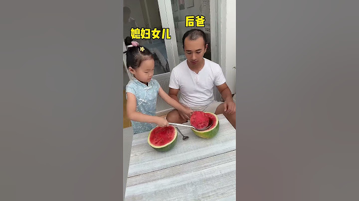 Dad secretly changed his daughter's watermelon  and the next second his daughter's behavior made hi