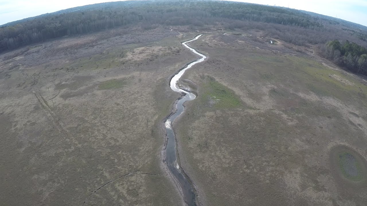 Dry Lake Bed - Upper Lake Lafayette - 4K