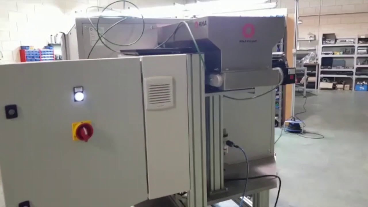 Máquina para taponar frascos de vidrio