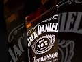 Почему бутылка Jack Daniel's квадратная
