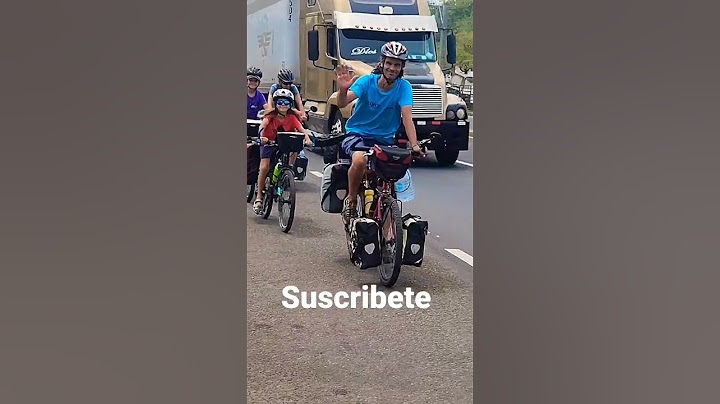 His entire family travels around the world by bicycle #ElSalvador