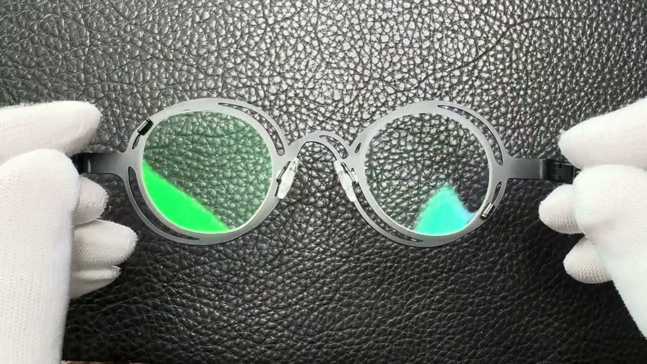 テオ Theo EYE WITNESS VA 365 - YouTube