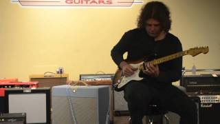 Carter Vintage Guitars - JD Simo - 1957/58 Strat & Divided by Thirteen Amp
