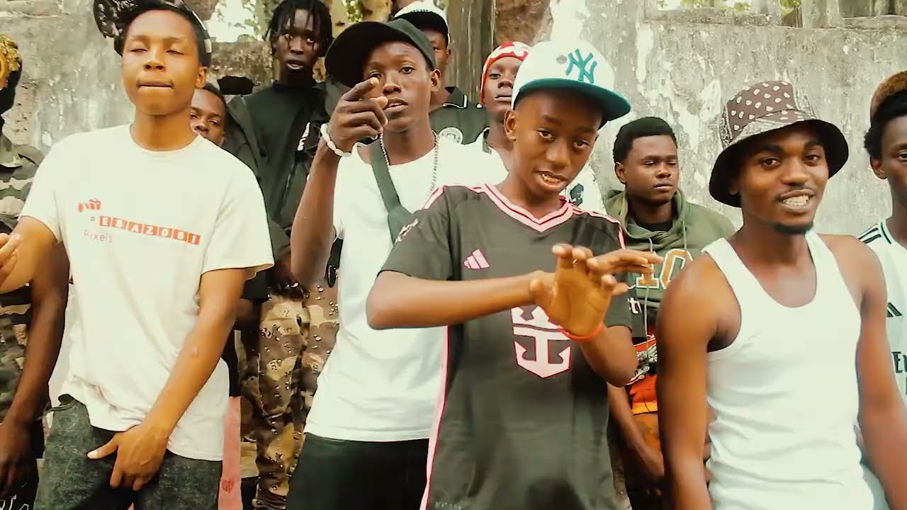  PESAZOSI Ft @MASTER_420_ke  @lilommy_86 @jitotojikubwajeusi-j5x  @MafooMkenya &youngCeleb86-DREAM CHASERS 3