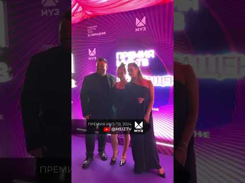 Всеми любимое семейство Жуковых в фэмили-луке 