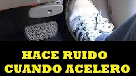 ¿Por qué mi coche suena como un motor a reacción cuando acelero?