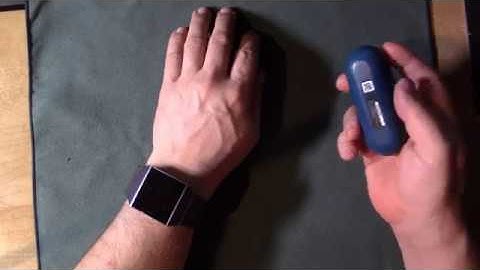 Fitbit ionic how to pair your bluetooth earbuds (samsung iconx)