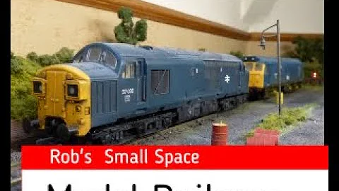 RAILWAY MODEL  OO Gauge Small Space