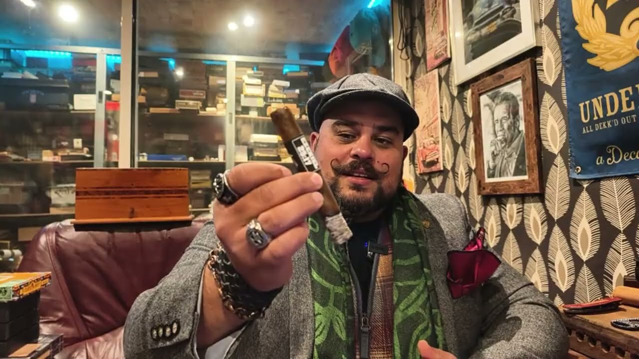 The Late Smoke Ep.54 - The Prophet, GABA Oolong, Kelner 80th , My Father, HdM Le Hoyo and much more.