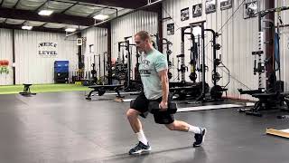 :05 Eccentric Farmer Split Squat