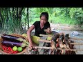 Yummy Cook Eggplant for Food in Jungle - Grilled Eggplant with Peppers Sauce for Lunch ideas