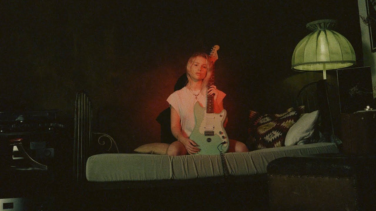 The Kooks - Jesse James (Official Video)