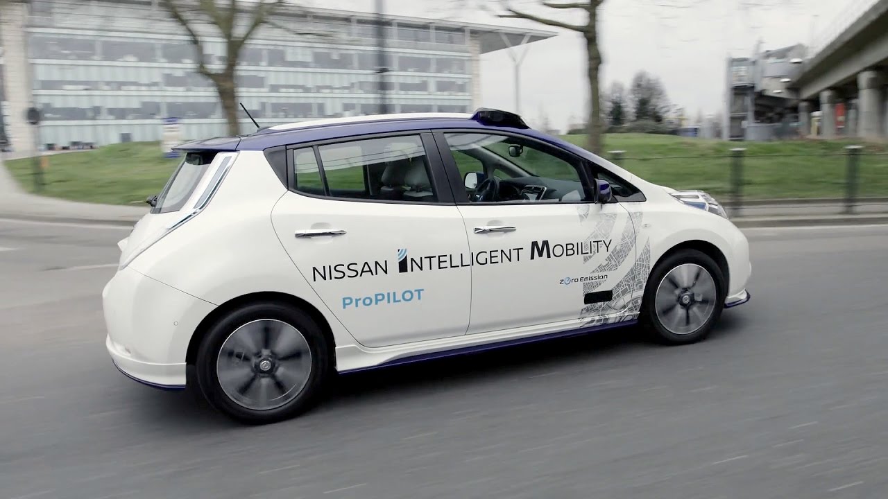 Nissan Leaf Autonomous Drive Demonstration in London - YouTube Nissan Leaf Autonomous Drive Demonstration in London - YouTube