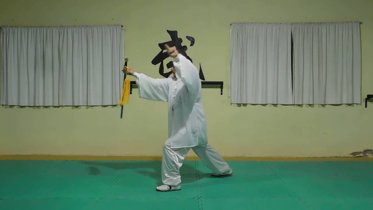 FORMA 16 ESPADA ESTILO YANG